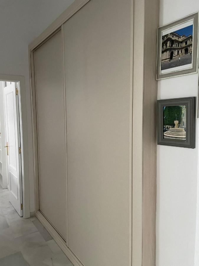 Ferienwohnung Piso A 60 Metros De La Catedral Sevilla Exterior foto